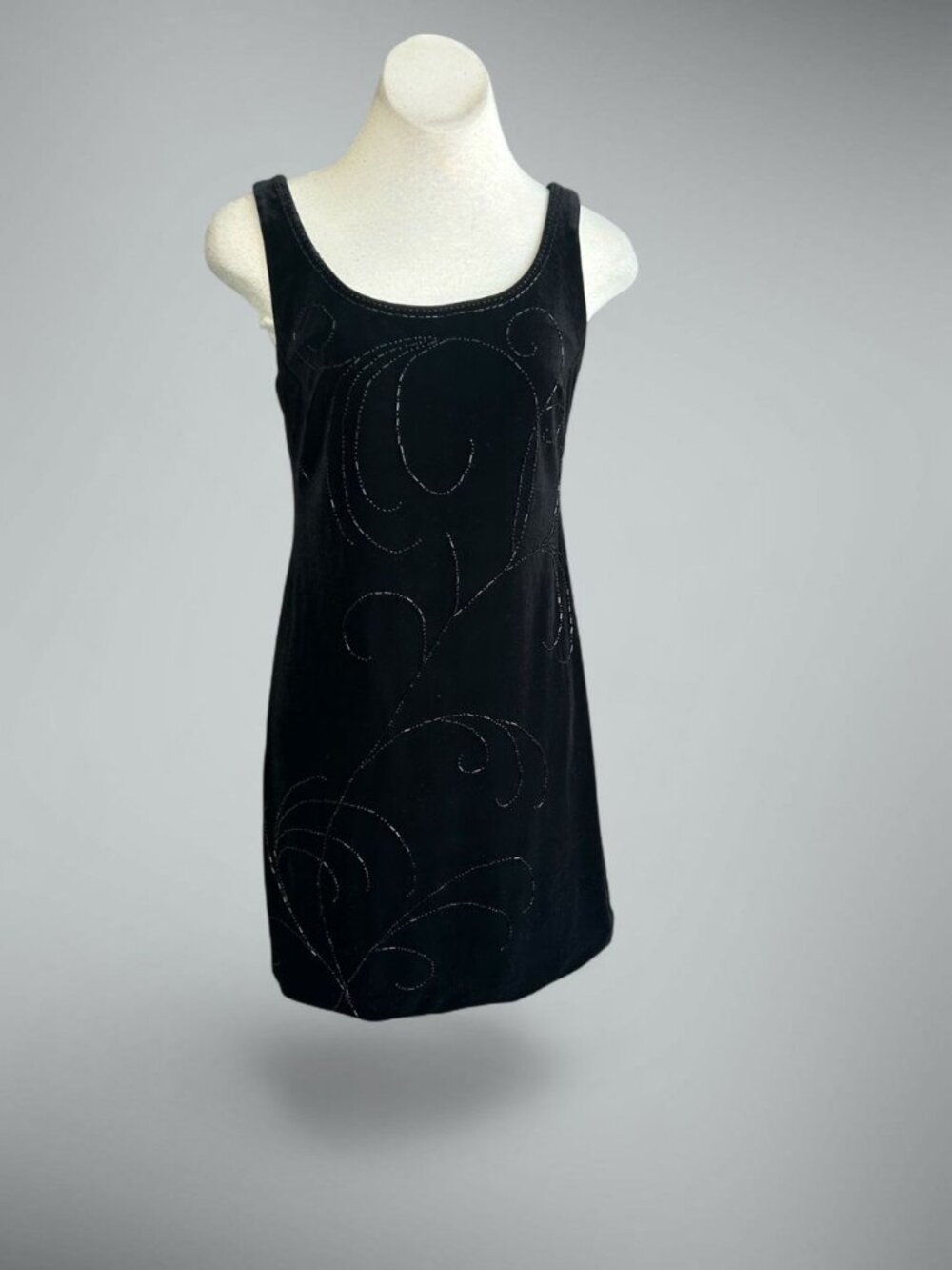Vintage Y2K Black Velvet Beaded Cocktail Mini Dress by Robbie Bee Size 10 Petite